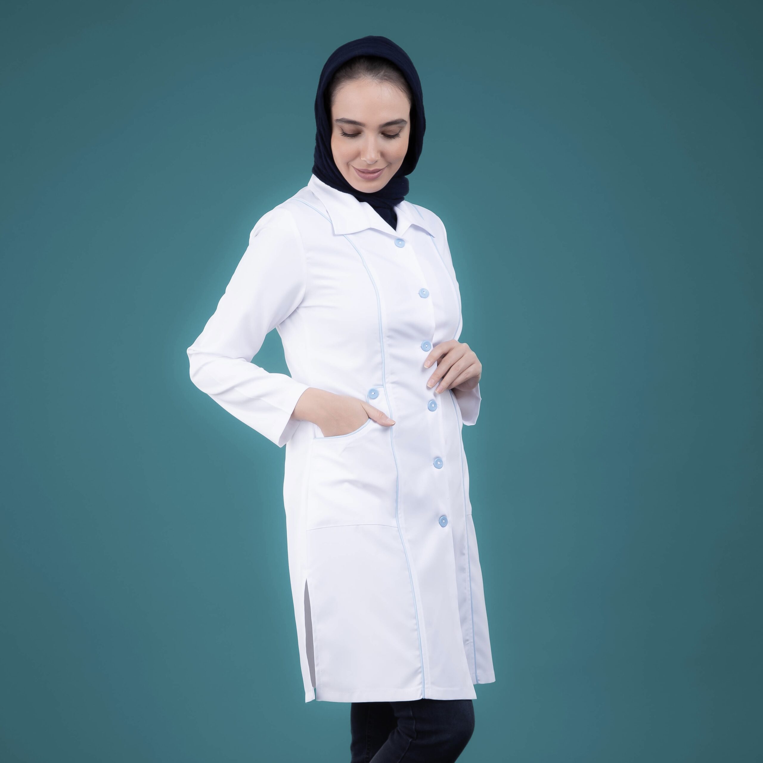 روپوش پزشکی سفید مغزی دوزی چهارجیب