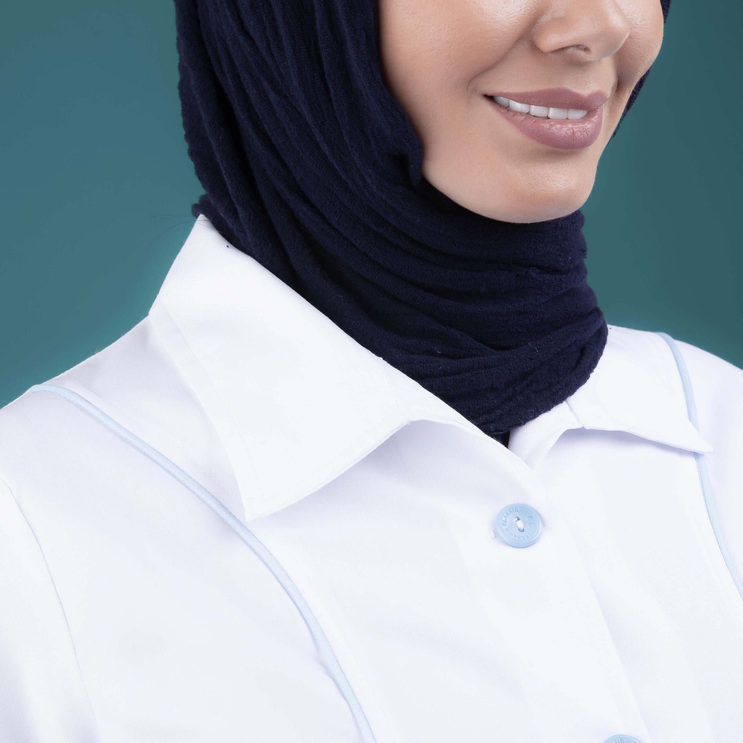 روپوش پزشکی سفید مغزی دوزی چهارجیب