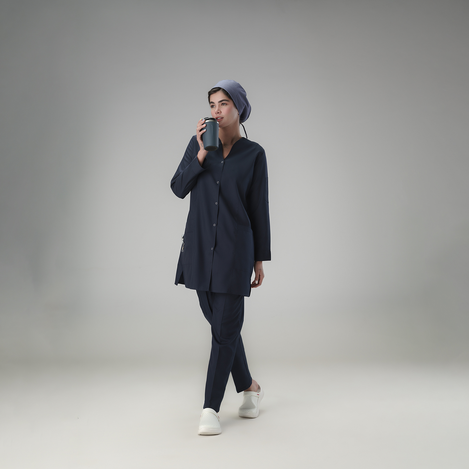 مانتو شلوار پرچی نقتی تصویر شاخص 1